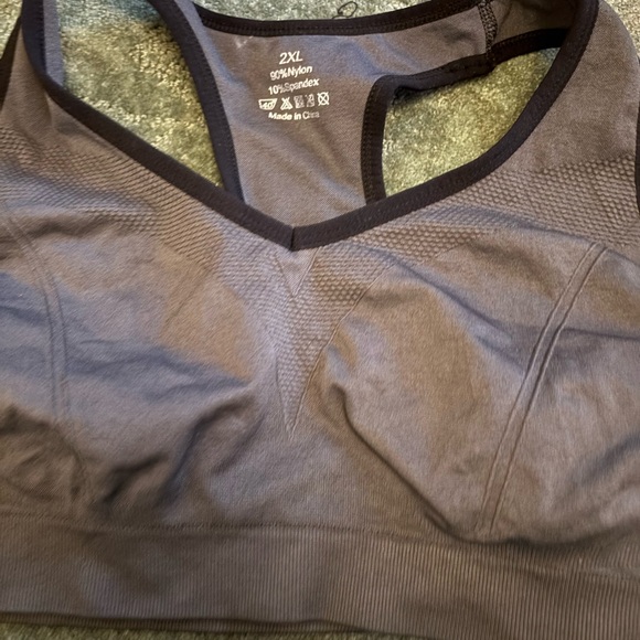 Sports bras in various colors size 2x. Some NWT some preloved. - Picture 7 of 14